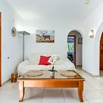 Guzman - Alba Villa