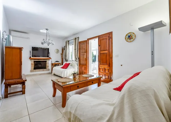 Villa Guzman - Alba *